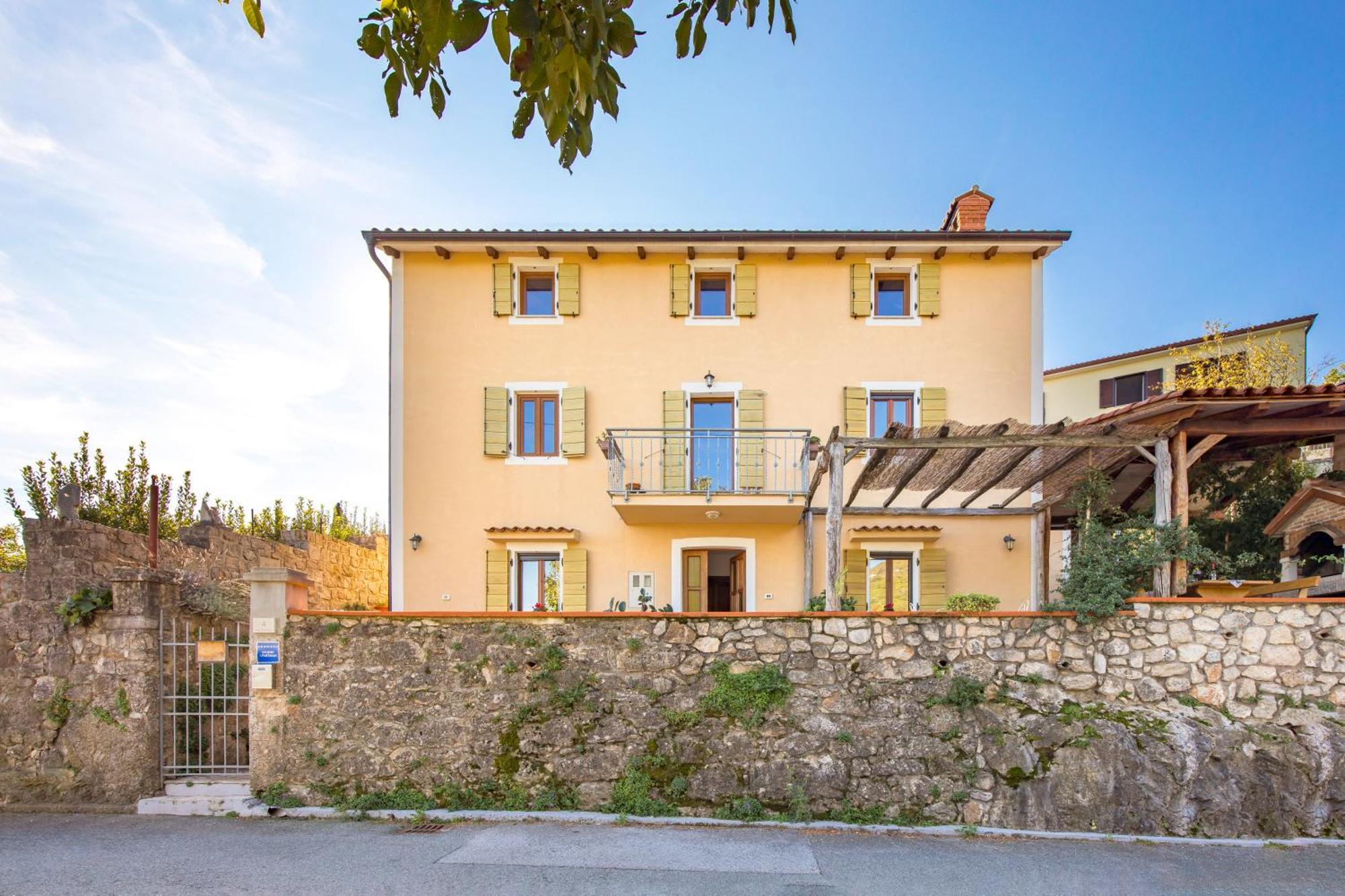 Anamaria Rustic Apartments Mošćenička Draga Dış mekan fotoğraf