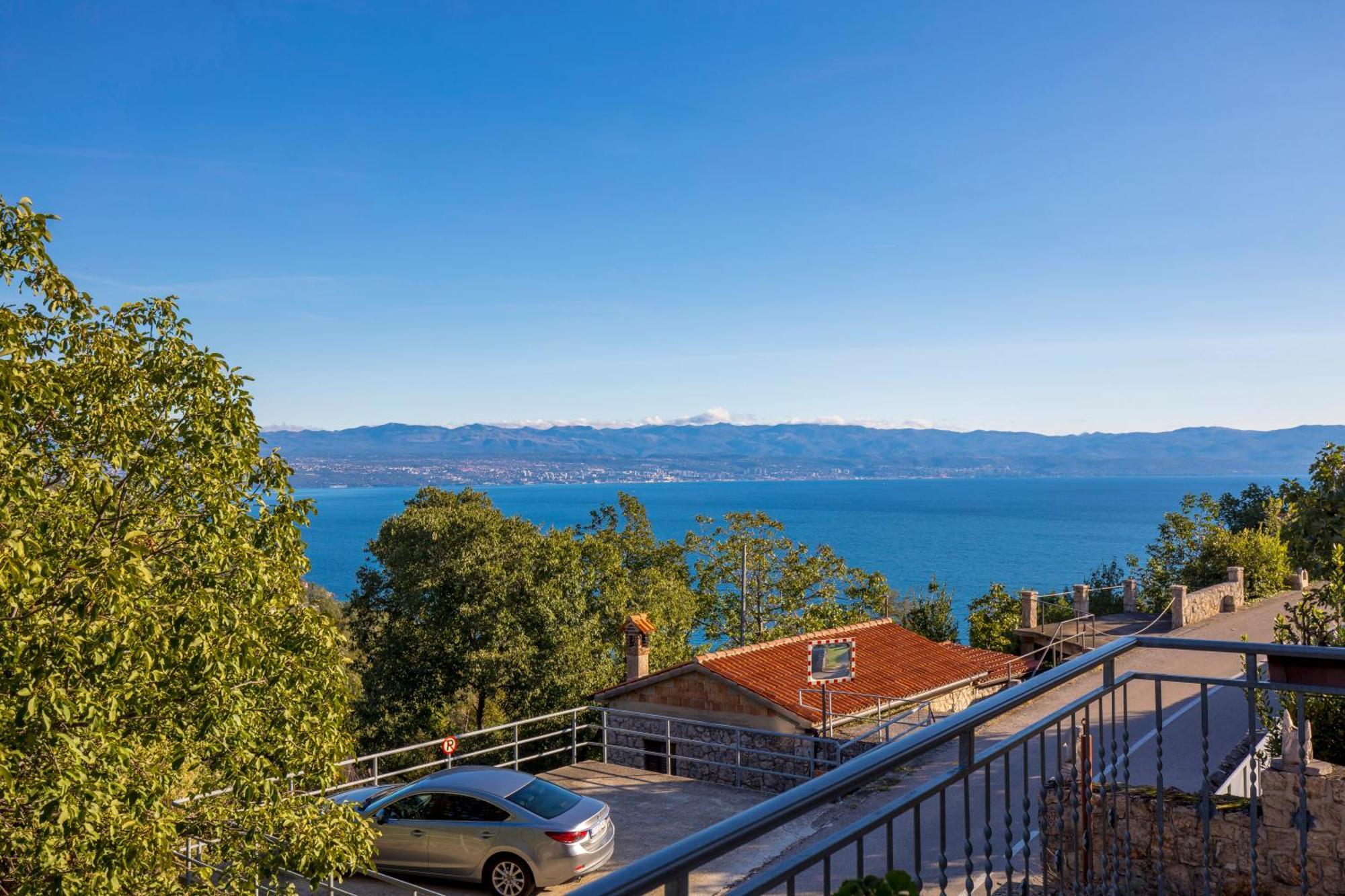 Anamaria Rustic Apartments Mošćenička Draga Dış mekan fotoğraf