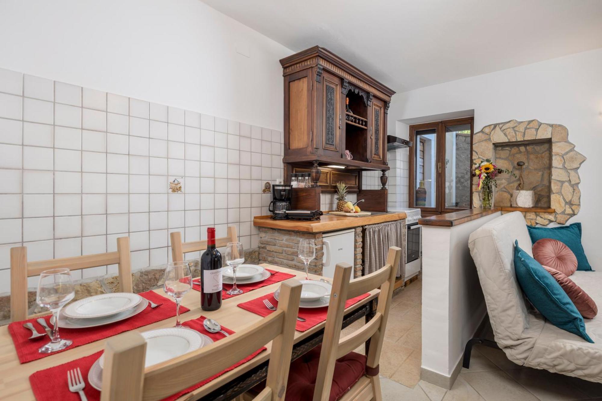 Anamaria Rustic Apartments Mošćenička Draga Dış mekan fotoğraf