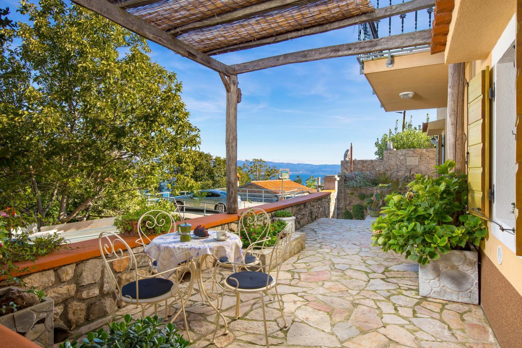 Anamaria Rustic Apartments Mošćenička Draga Dış mekan fotoğraf
